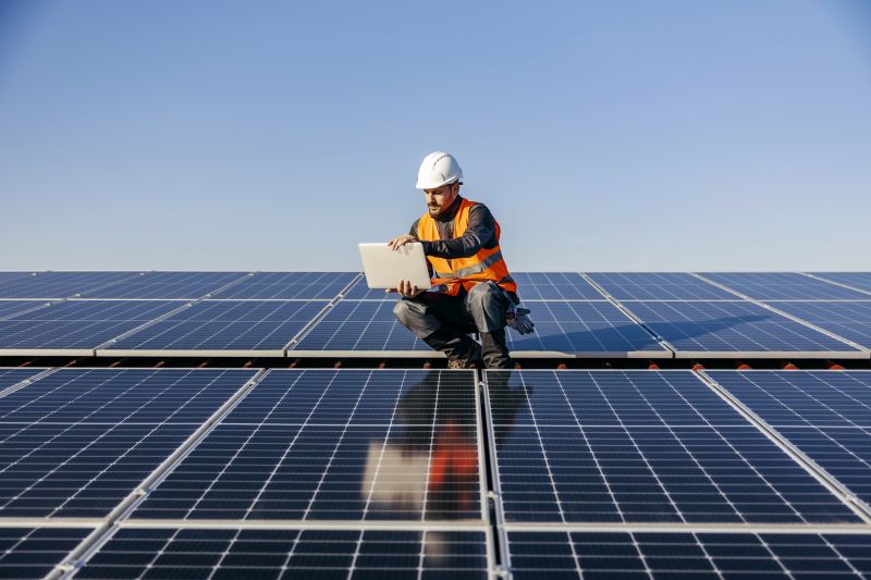 Independent Solar Technicians